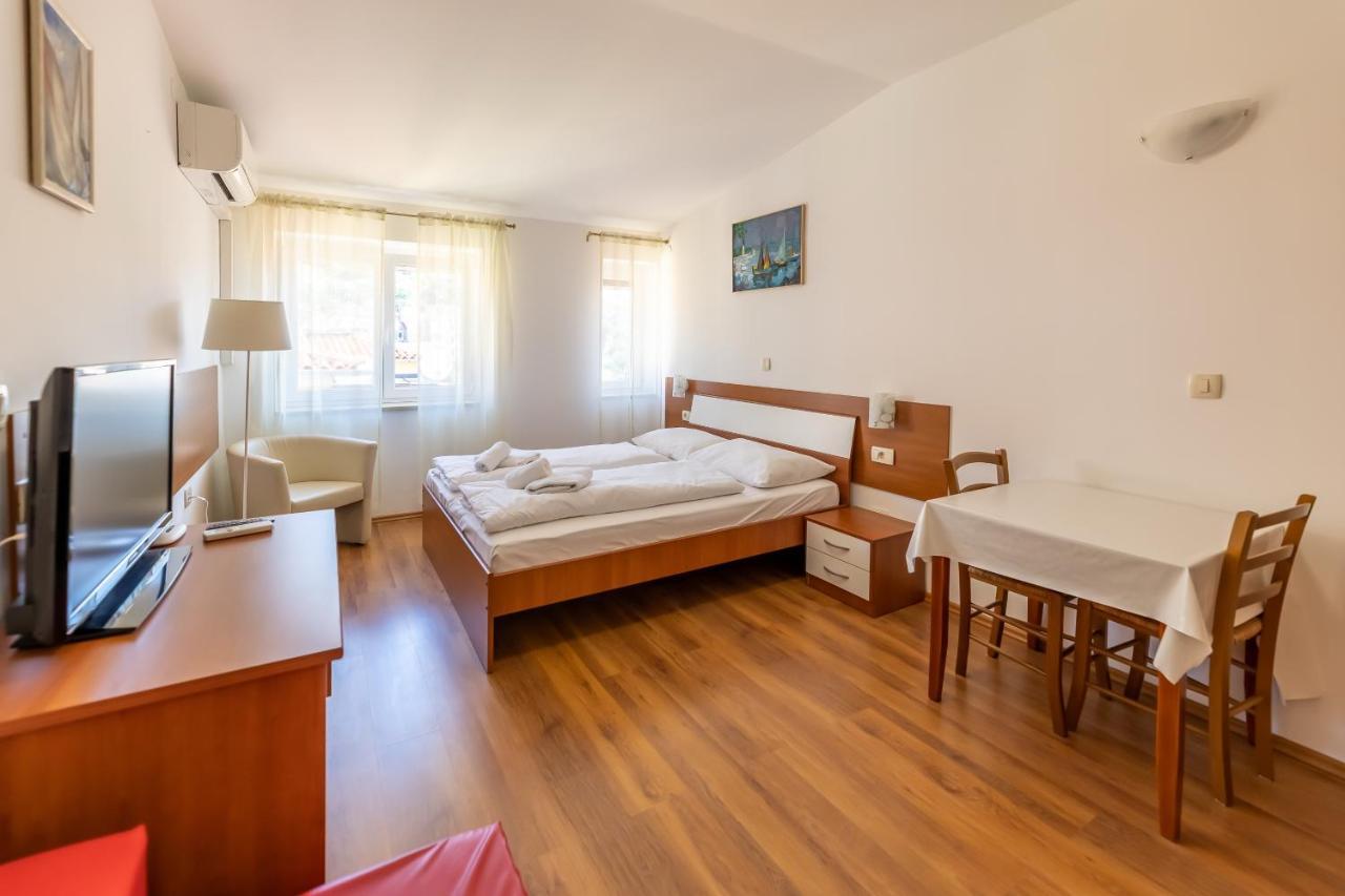 Apartments Liburnija Opatija Eksteriør billede