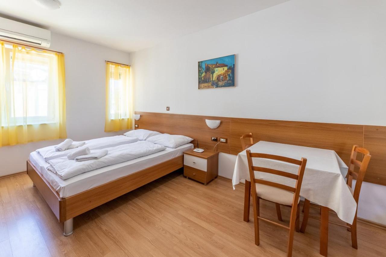 Apartments Liburnija Opatija Eksteriør billede