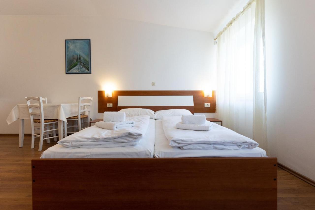 Apartments Liburnija Opatija Eksteriør billede