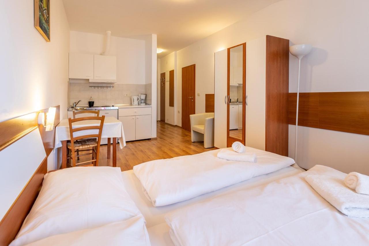 Apartments Liburnija Opatija Eksteriør billede