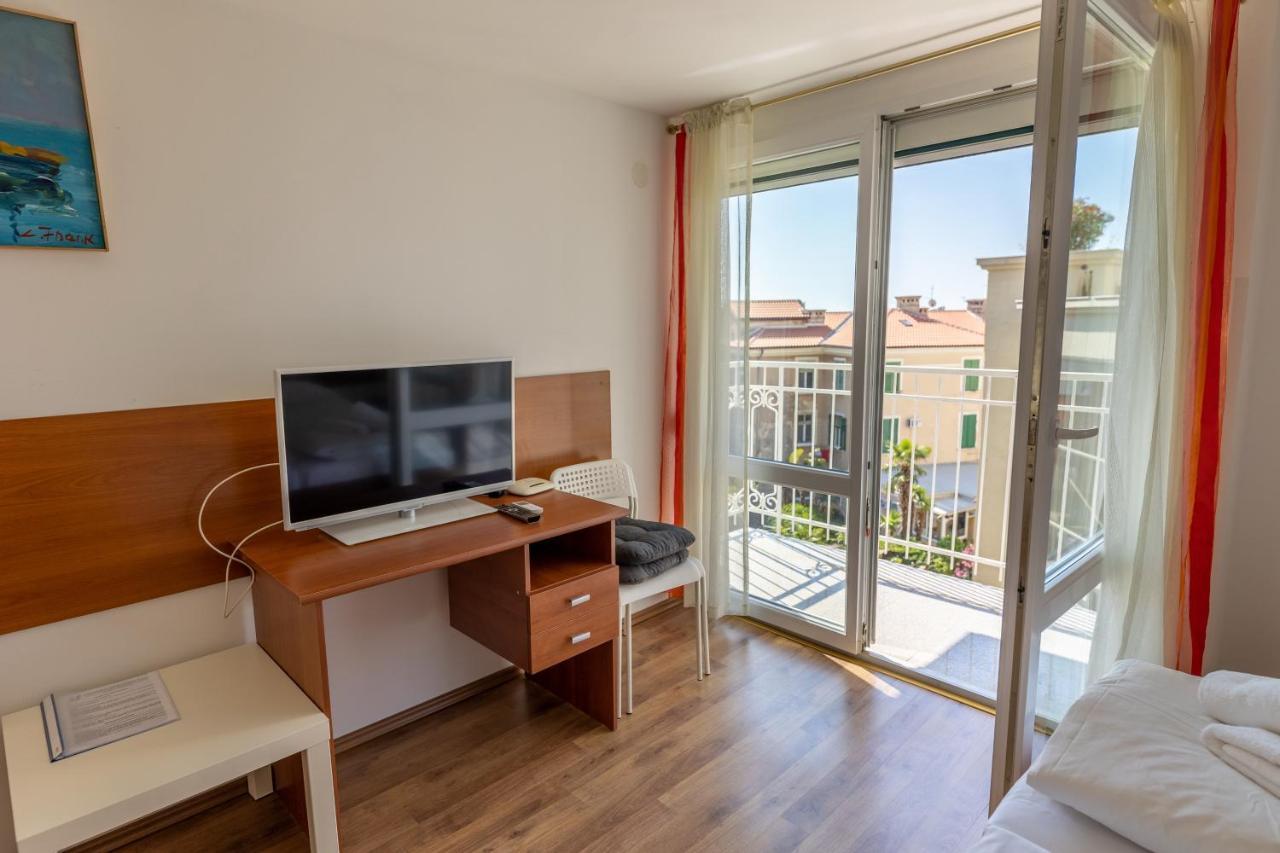 Apartments Liburnija Opatija Eksteriør billede