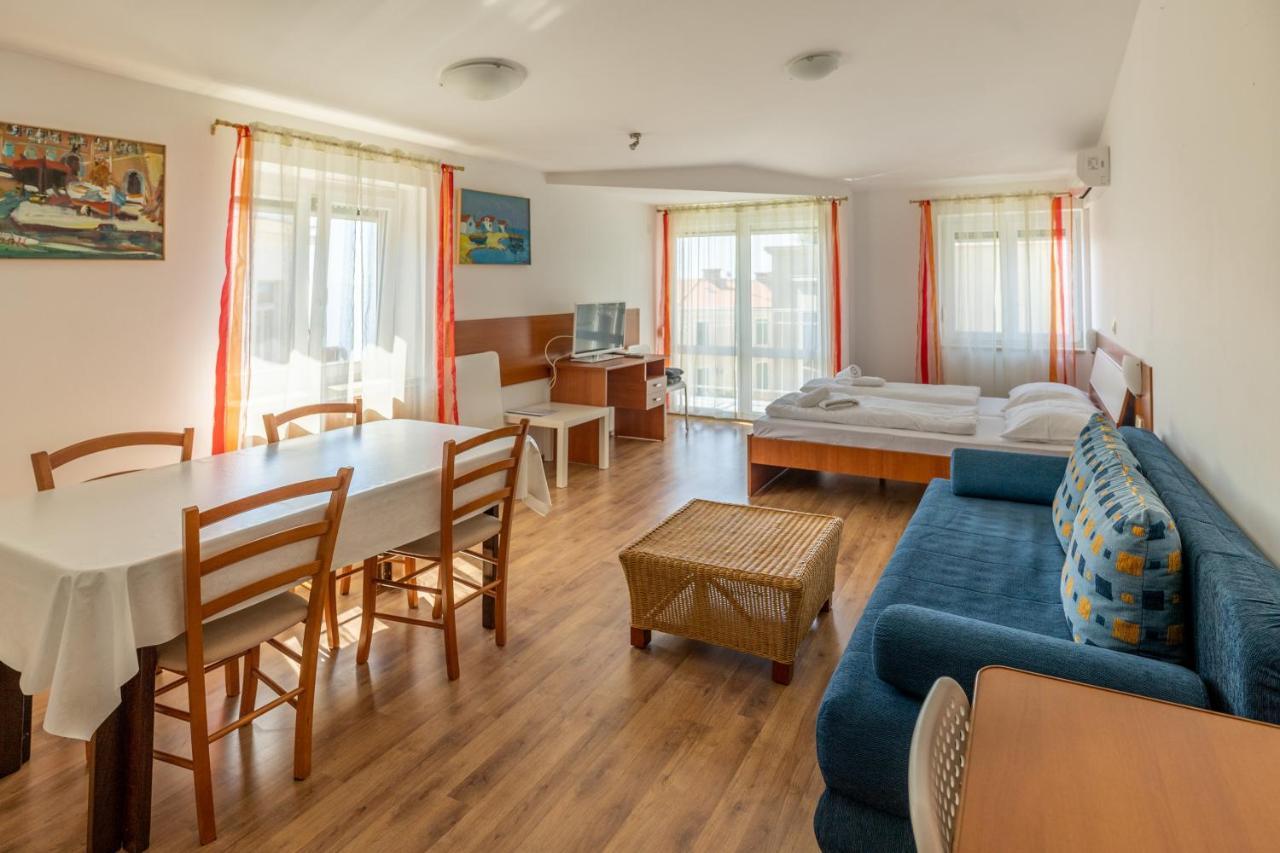 Apartments Liburnija Opatija Eksteriør billede