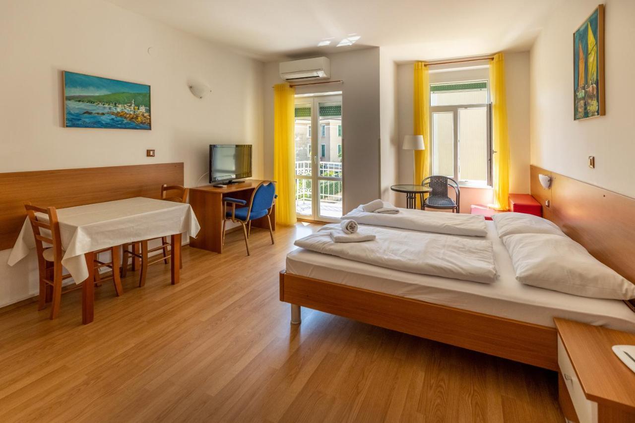 Apartments Liburnija Opatija Eksteriør billede